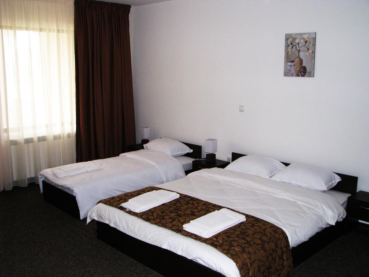 קופריבשטיצה Park Hotel Eagle Stone מראה חיצוני תמונה